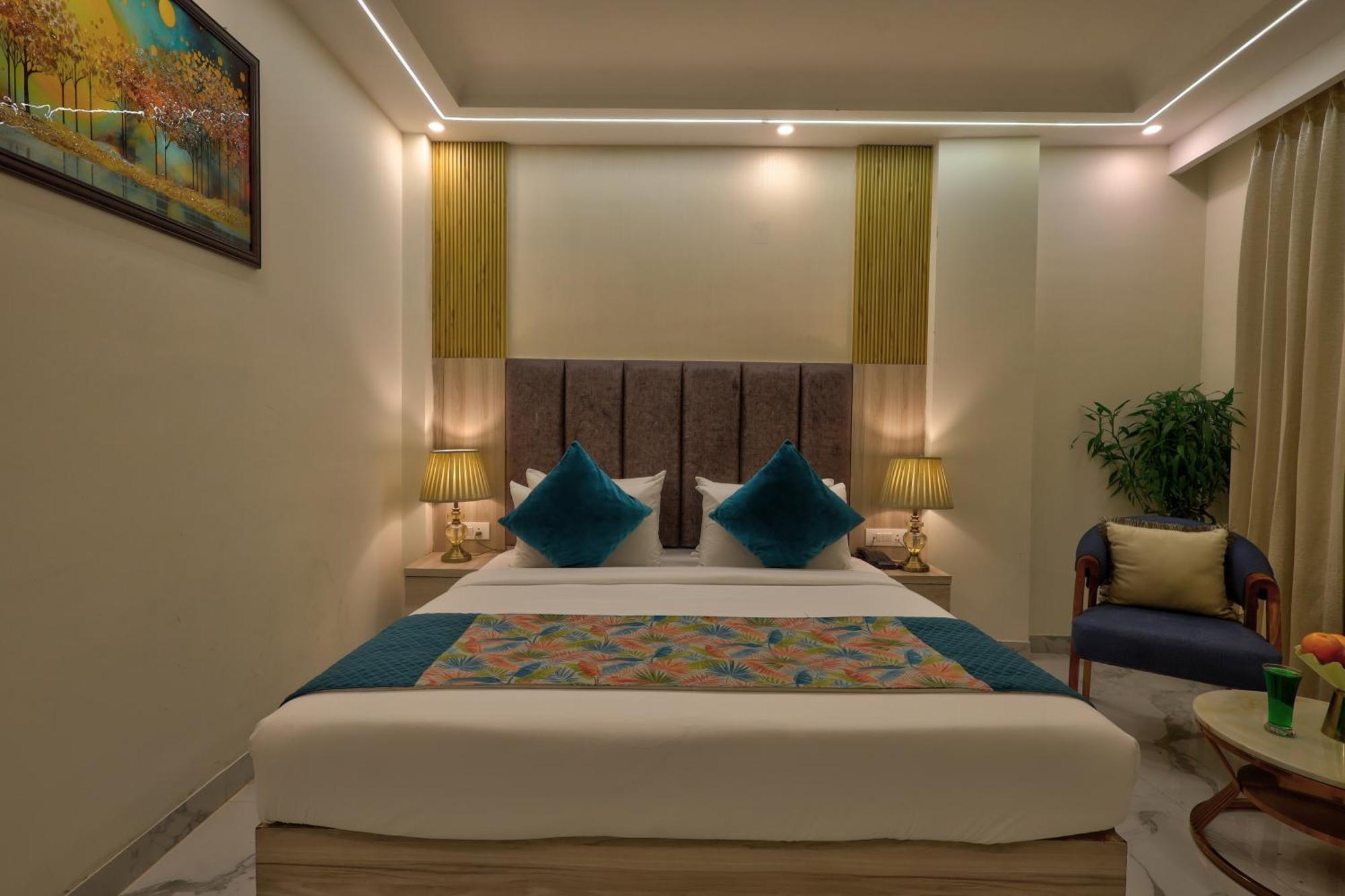 Hotel East Residency Aerocity Delhi Airport Hotel New Delhi